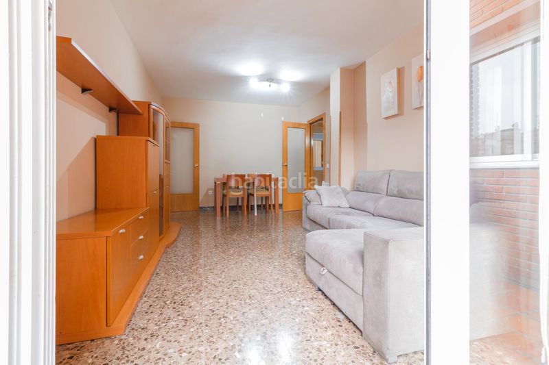 Foto a02e5bce-fa1d-4b20-8ed2-d68c88dbb49c. Pis a La Roureda Viladecans