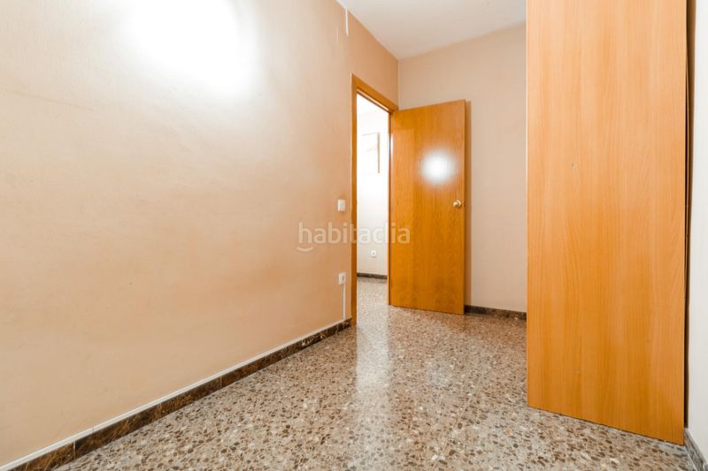 Foto f7887b43-9320-4dd9-92de-41a2e82b0107. Pis a La Roureda Viladecans