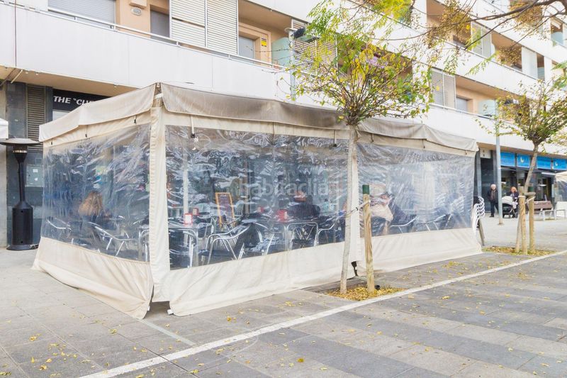 Foto d35a5926-c69f-4c0d-b6c3-9290596dab20. Alquiler local comercial local de negocio en alquiler con traspaso. equipado y listo para empezar a trabajar. en Viladecans