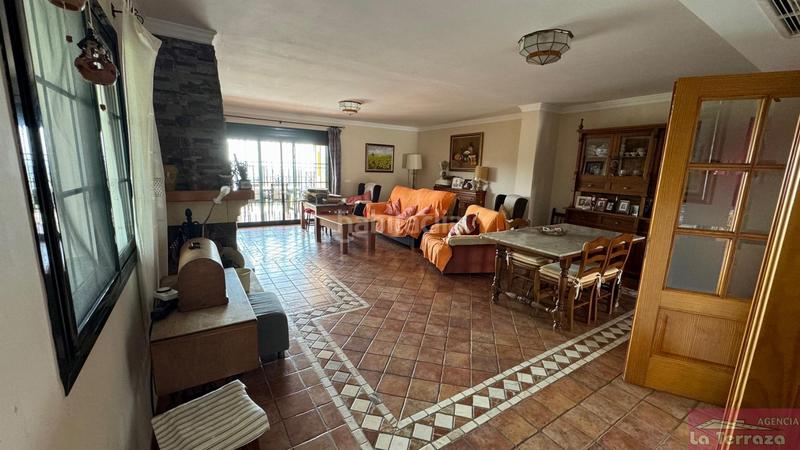 Foto 94f8e517-f706-4055-bb09-b29454dd3fd5. Casa  en Los Llanos Estepona