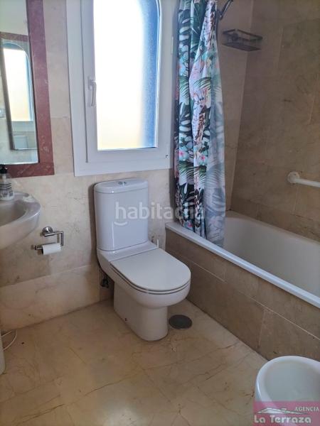 Foto 3dce96f6-41f8-4acf-b306-63274876b3d2. Rent flat with parking pool in San Luis de Sabinillas Manilva