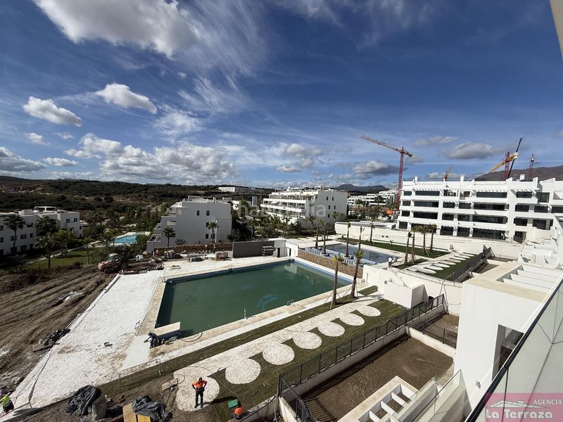Foto 71a0a1d5-7140-4a07-b688-b363a1398ced. Àtic amb aparcament piscina a Bahía Dorada Estepona