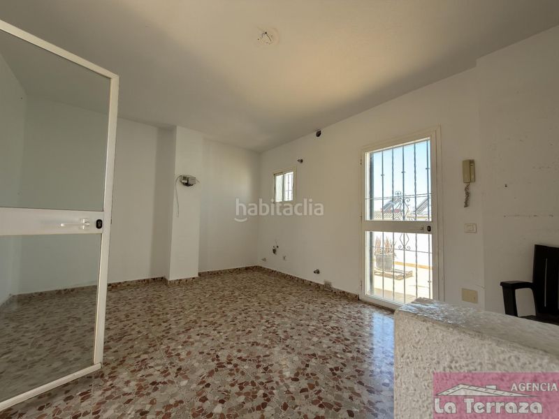 Foto 250b9e4d-c383-43a6-a9e5-fd4caf7874a7. Casa amb aparcament a Zona Calvario Estepona