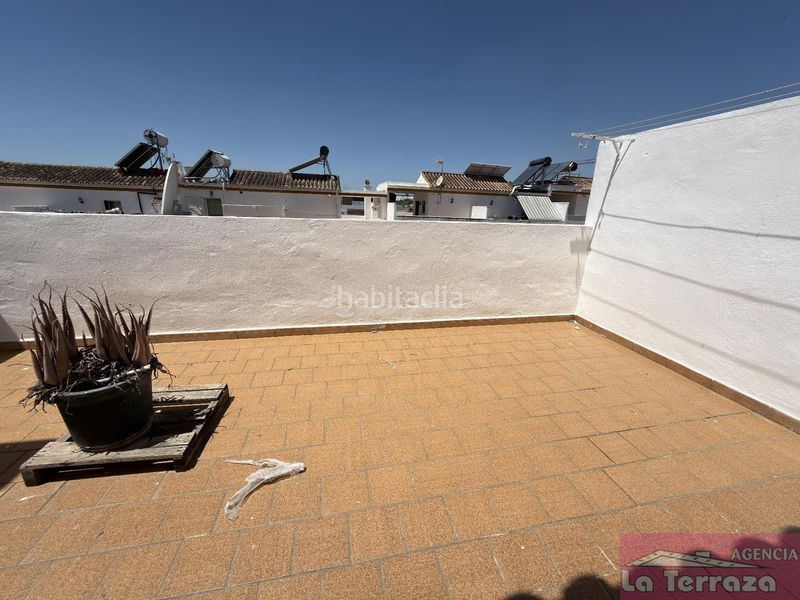 Foto 30fa837c-f91e-4f4c-ad5e-54f9b261327e. Casa amb aparcament a Zona Calvario Estepona