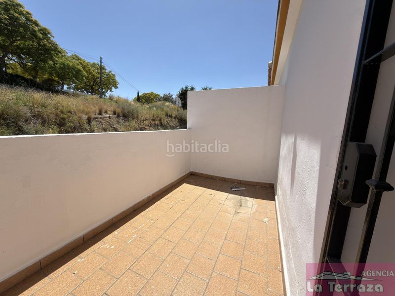 Foto 9b26b72b-651e-4c0b-9648-1536b472c428. Casa amb aparcament a Zona Calvario Estepona