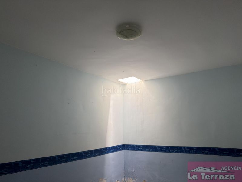 Foto bb25b3f0-5659-4a2b-b2dc-5dce521ca529. Casa amb aparcament a Zona Calvario Estepona