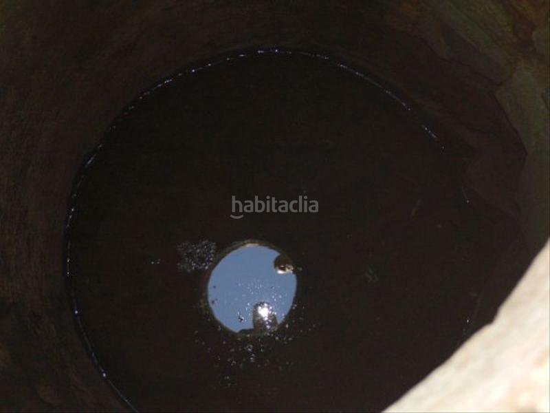 Foto b3e02510-1c2b-43c7-b0cc-457b3ddfe6ea. Terreno residencial exclusiva oportunidad ! solar urbano de 1.660 m con nave y pozo propio 99.995 en Castilblanco de los Arroyos