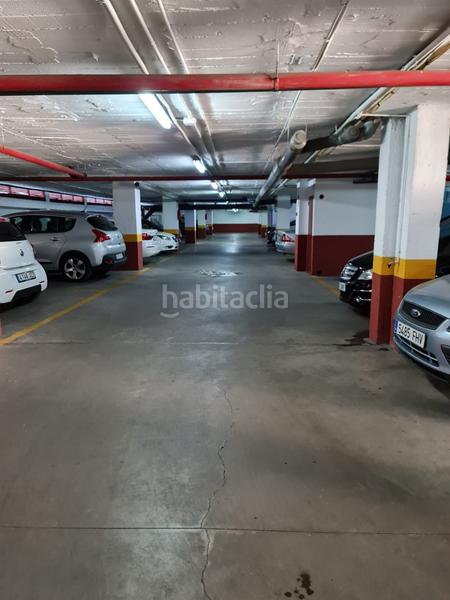 Foto e4121fad-e487-4cfb-bc82-27e7ea8e0a92. Posto auto in colores - entreparques Sevilla