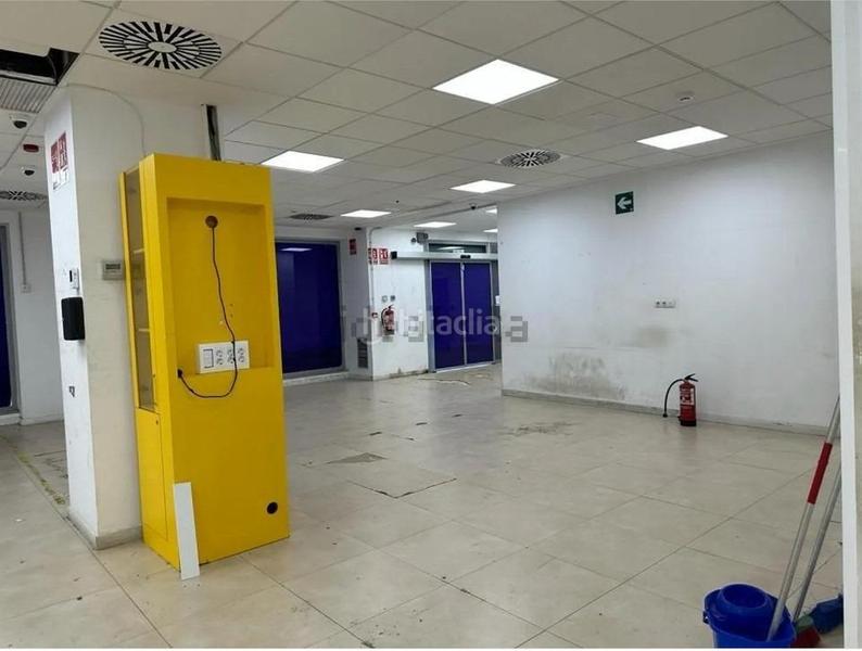 Foto 3e65a2ce-0af5-4c35-9805-845e2854a36d. Location local commercial dans Villegas Sevilla