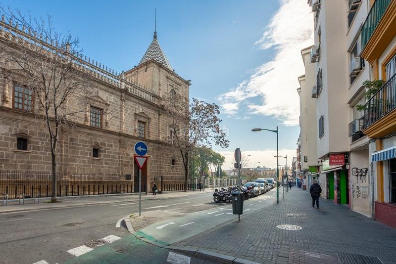 Foto 00ef6a5d-a5c4-4e33-98bf-f1d1f45052d5. Business premise in Doctor Barraquer - G. Renfe - Policlínico Sevilla