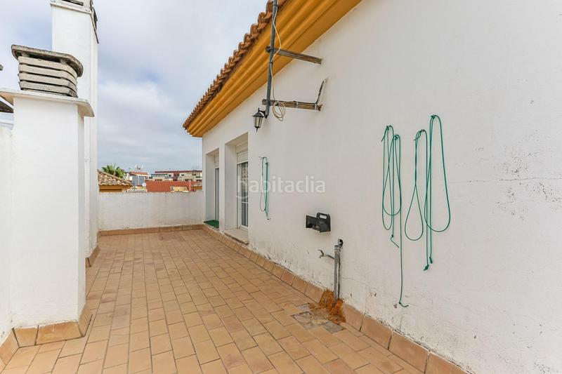 Foto 44f31789-1e75-448f-8dd9-cce0aae04c4d. Casa adosada en calle maria silva cruz 25 casa adosada en mairena en Mairena del Aljarafe