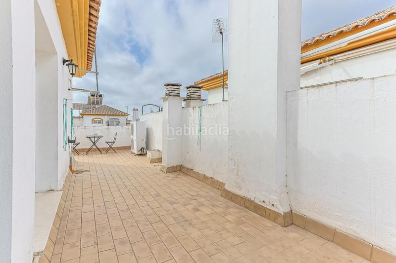 Foto 46cfab2c-922d-4579-a2d7-82b343303cae. Casa adosada en calle maria silva cruz 25 casa adosada en mairena en Mairena del Aljarafe