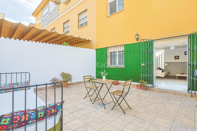 Foto f474fc30-d122-4f58-bcfc-1f8dcd9c0397. Casa adosada en calle maria silva cruz 25 casa adosada en mairena en Mairena del Aljarafe