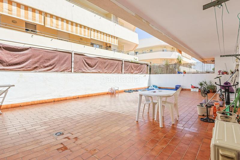 Foto 76244e8f-a44a-41c6-b88f-2b40d596be4d. Piso en avenida de los países bajos 4 vivienda ideal con amplia terraza ,dos trateros y plaza garaje en Rinconada (La)