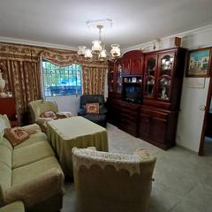 Etagenwohnung  Calle mar rojo. Piso de cuatro dormitorios en hermandad del trabajo