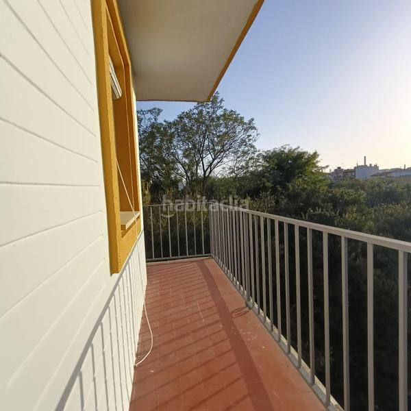 Foto 8503299e-6709-431a-883b-a8c9a7360f1f. Rent flat with heating in Feria Sevilla