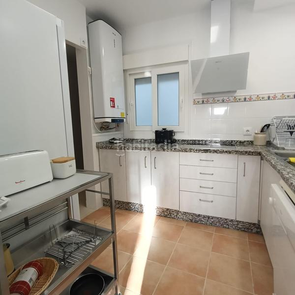 Foto c47db2d9-5524-4cb0-9562-53ab52cb8131. Rent flat with heating in Feria Sevilla