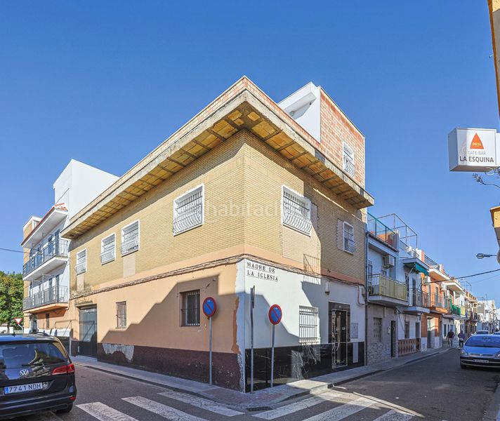 Foto f86fac73-5c32-4d1d-a08c-0e725b47b400. Casa a Torreblanca Sevilla