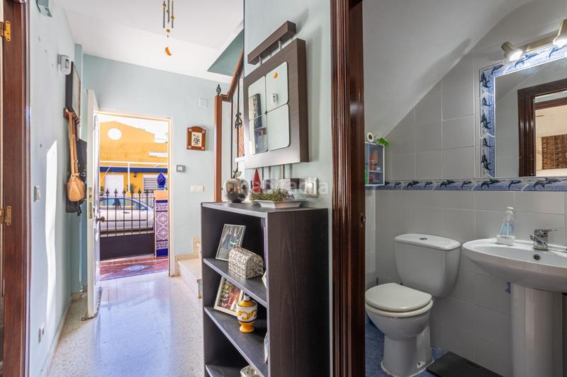 Foto 7f22d331-5ff6-4edc-a265-abf0496924fb. Casa tu nuevo hogar espacio, luz y un espectacular patio que te enamorará en Espartinas