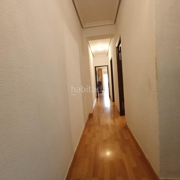 Foto 74fc24bd-df09-4ed1-91da-f62464db75e5. Pis amb aparcament a La Calzada - La Florida Sevilla