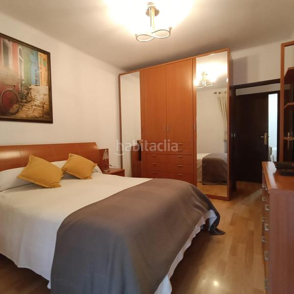 Foto dd3f2a16-fff4-4053-a776-9e70937668b2. Pis amb aparcament a La Calzada - La Florida Sevilla