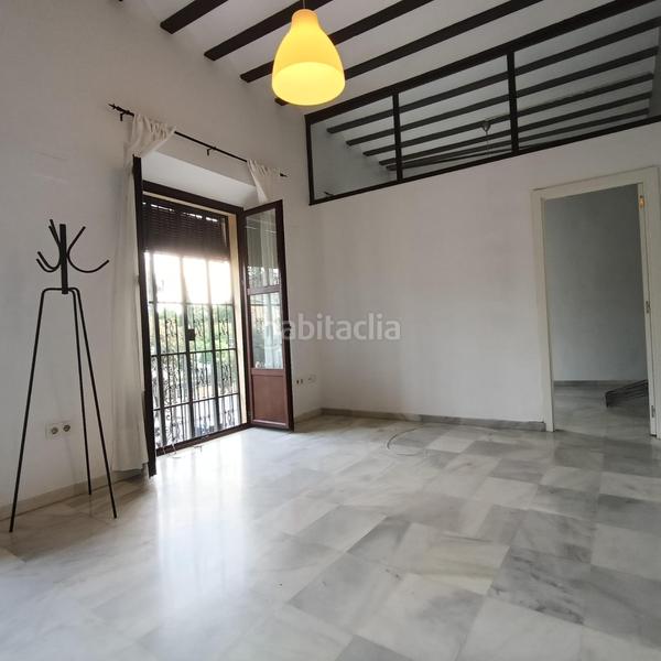 Foto 934d4b7c-bf09-4cb4-9187-98ed6cbc9a34. Rent flat with heating in Doctor Barraquer - G. Renfe - Policlínico Sevilla