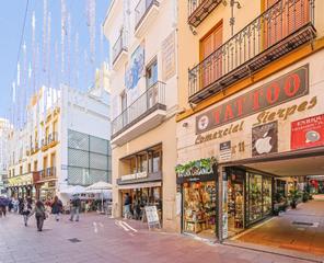 Appartement  Calle sierpes. Vivienda unica en calle sierpes