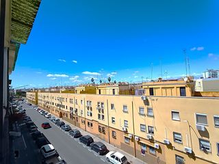 Pis en Calle madreselva 10. Oportunidad pio xii