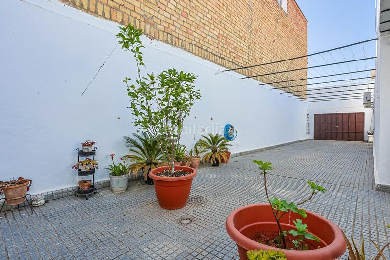 Foto 0937fb27-b284-4a3c-940a-9c8765364dd6. Casa amb aparcament a Valdezorras - El Gordillo Sevilla