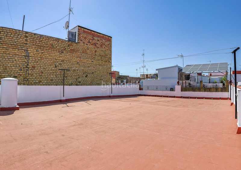 Foto 601040c2-aca9-4fdf-9778-984dce21bae3. Casa amb aparcament a Valdezorras - El Gordillo Sevilla