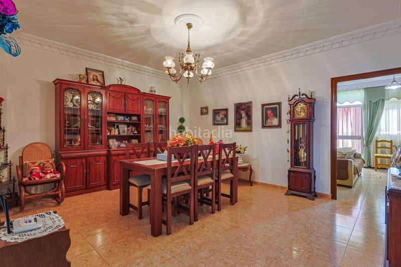 Foto c3f37b7f-f90e-4790-b8bb-aa1a628ada63. Casa amb aparcament a Valdezorras - El Gordillo Sevilla