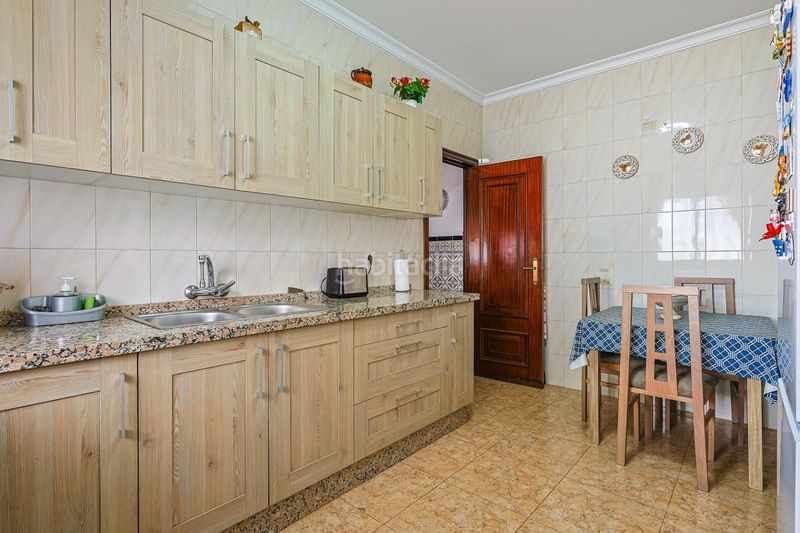 Foto cde55a25-50c0-41ad-861d-65177c97d6ba. Casa amb aparcament a Valdezorras - El Gordillo Sevilla