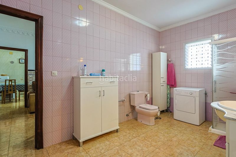 Foto fc921dfa-f8ae-4079-a591-acd9ebdbc04f. Casa amb aparcament a Valdezorras - El Gordillo Sevilla