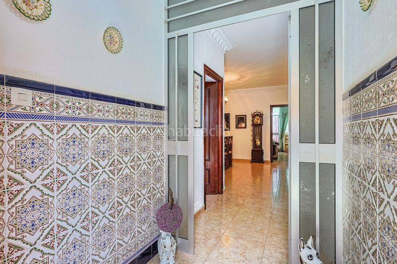 Foto fe85327a-d875-4451-8ade-c95fb9d3708e. Casa amb aparcament a Valdezorras - El Gordillo Sevilla