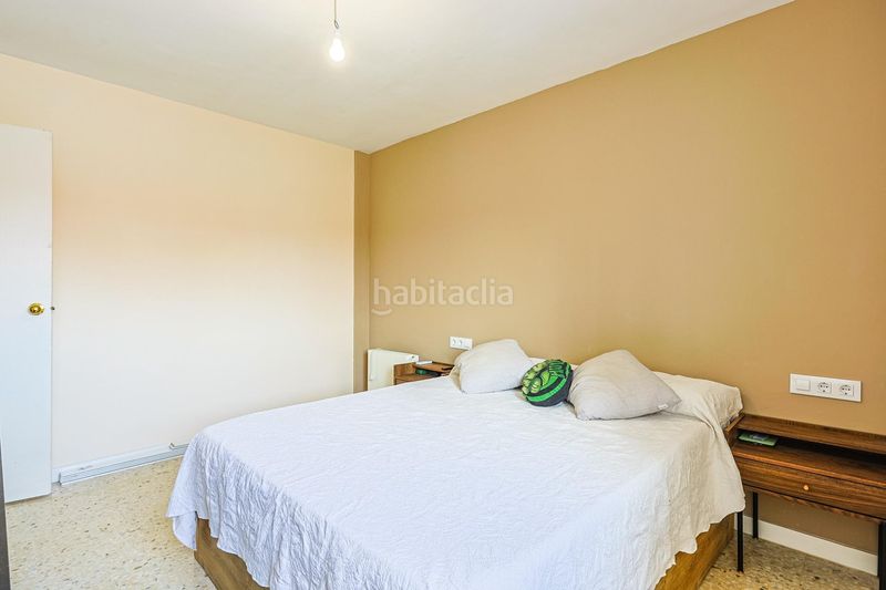 Foto 15e14f12-3282-42e9-96d3-36a54ab14ba7. Pis amb aparcament a Villegas Sevilla