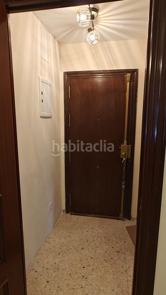 Foto 5b9482bf-8a38-446d-a607-0b99a6a44b38. Pis amb aparcament a Villegas Sevilla