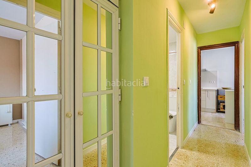 Foto c103fd25-362d-4645-b06b-c015ac05a3ed. Pis amb aparcament a Villegas Sevilla