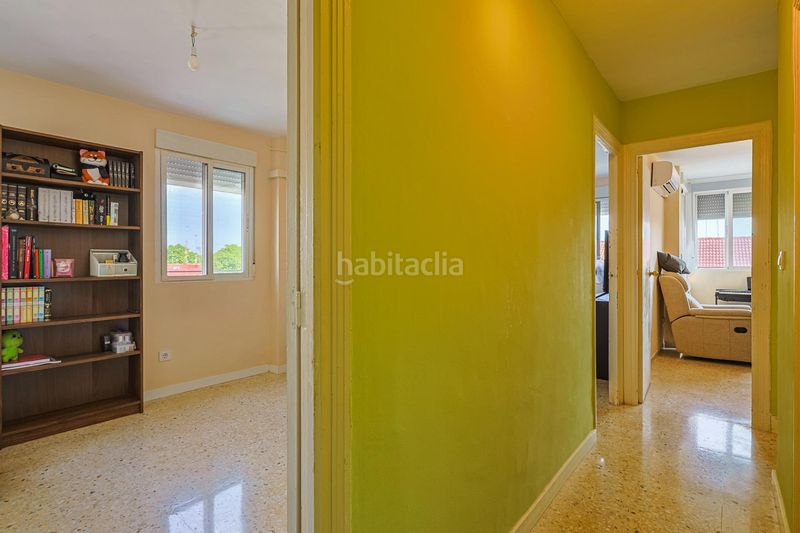 Foto f1b4d22b-4546-4064-b8db-2eb4398a8bf5. Pis amb aparcament a Villegas Sevilla