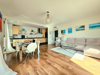 Pis  Avenida de europa. Luz, espacio y exclusividad! espectacular vivienda seminueva 201