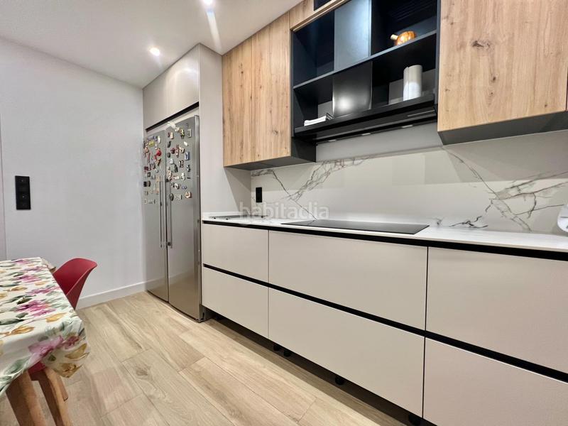 Foto b994d308-d51b-4463-aada-a70343160617. Casa adosada casa en venta en la zona avd de españa alqueria en Dos Hermanas