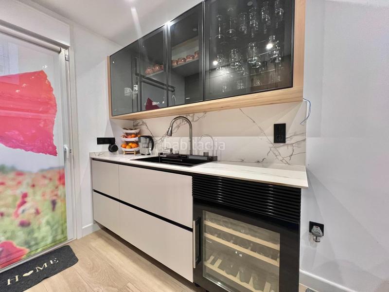 Foto f5b19c2b-ac04-4d11-bd07-8d9c115b01e7. Casa adosada casa en venta en la zona avd de españa alqueria en Dos Hermanas