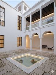 House  Calle arenillas. Magnífica propiedad en casco histórico para reformar