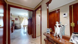 Flat  Calle profesor tierno galvan. Piso en fátima de 3 dormitorios con amplia plaza de garaje en pr
