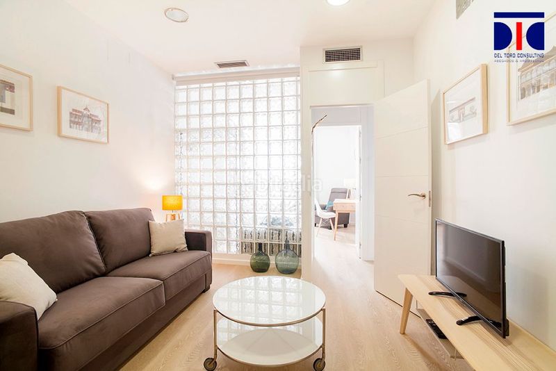 Foto d0020a07-5bc0-4b7f-b34d-c5b0d1e8a421. Rent flat with heating in Arenal - Museo Sevilla