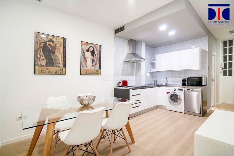 Foto d6e3afb6-fac4-48c2-92dc-4a529b2e3cf6. Rent flat with heating in Arenal - Museo Sevilla