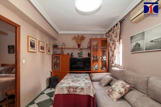 Appartement  Avenida los pirralos. Para entrar, para vivir o alquilar. todo exterior, muy luminoso,