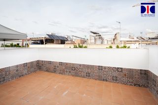 Penthouse in Barrio León. Atico 3 hab. + 2 baños, en triana. a estrenar, con terraza 16 m2