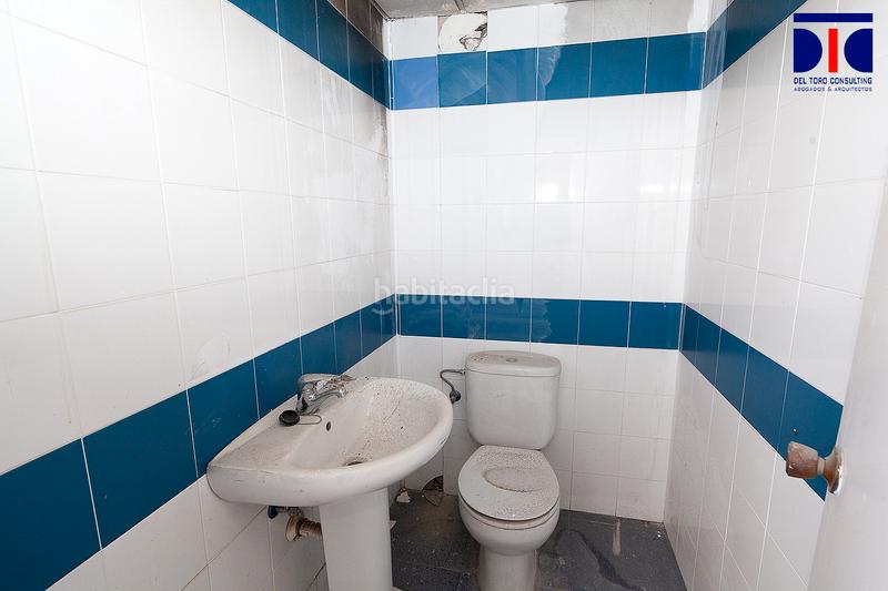 Foto 5efbe066-8256-46ab-b383-e478779e036c. Industrial building in La Paz Alcalá de Guadaira