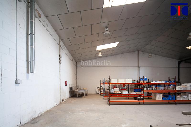 Foto 88c8e59f-d2c8-4145-86af-2294782baefe. Industrial building in La Paz Alcalá de Guadaira