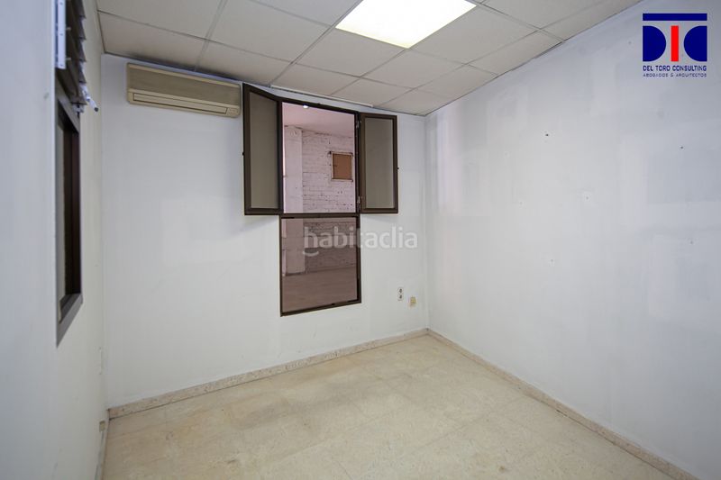 Foto 218cbfde-8921-4439-9362-580c2e2cce64. Pis a calle parque de cazorla 1 a Pino Montano - Consolación Sevilla